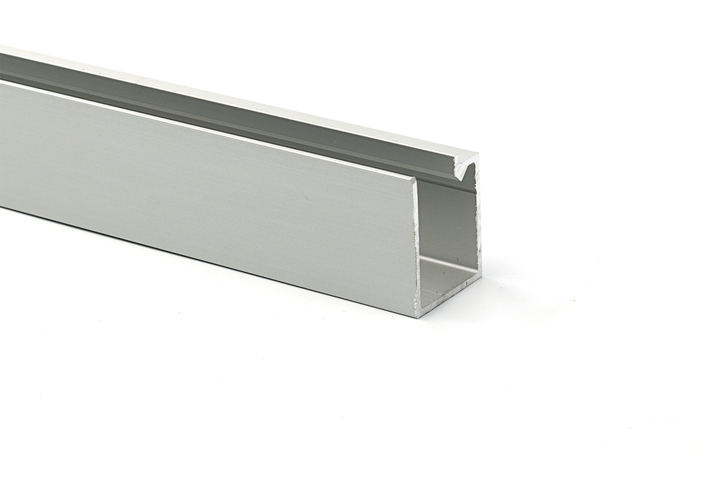 GUIA SUPERIOR L3000 MM. PLATA P/SISTEMA PORTES RACÓ PL2550 SD