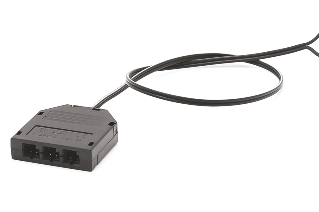 CAJA 3 CONEXIONES C/CABLE L1000 MM. C/PLUG MACHO NEGRO