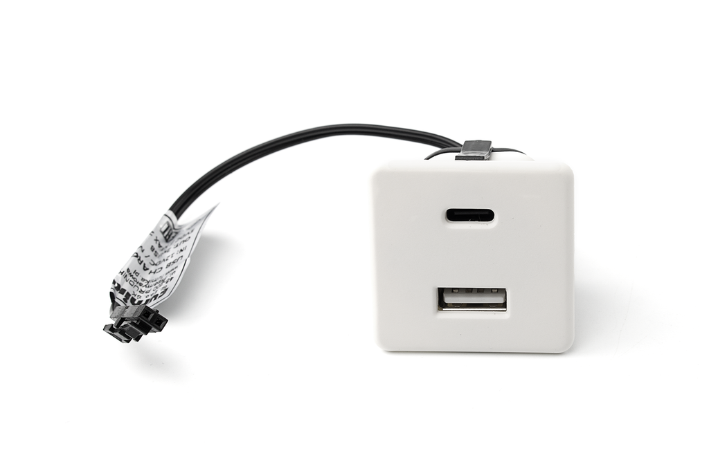 CARGADOR USB-A + USB-C 36X36 MM. 12 V. C/CABLE L150 MM. BLANCO
