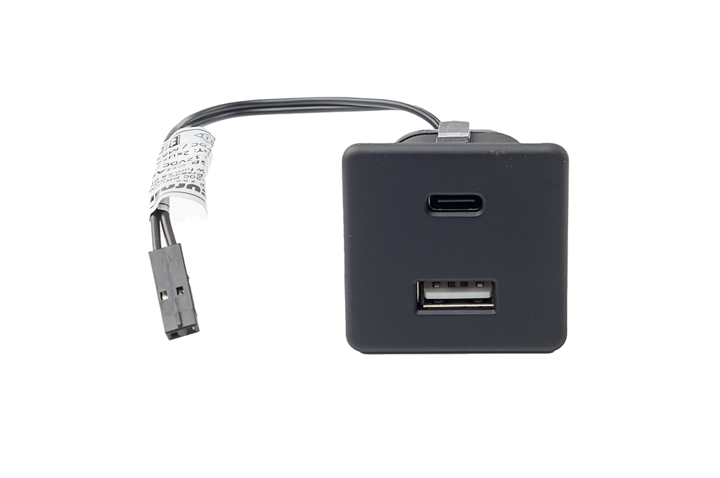CARGADOR USB-A + USB-C 36X36 MM. 12 V. C/CABLE L150 MM. NEGRO