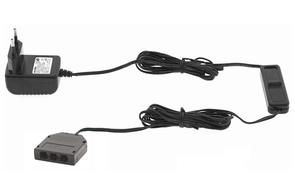 TRANSFORMADOR LED "PLUG" 36 W. C/CABLE 2000 MM. C/INTERRUPTOR MANO C/CAJA 3 CON. NEGRO