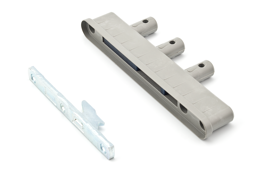 COLGADOR OCULTO P/MODULO LATERAL ATC303 GRIS C/GANCHO, REBORDE M/D OM2079510