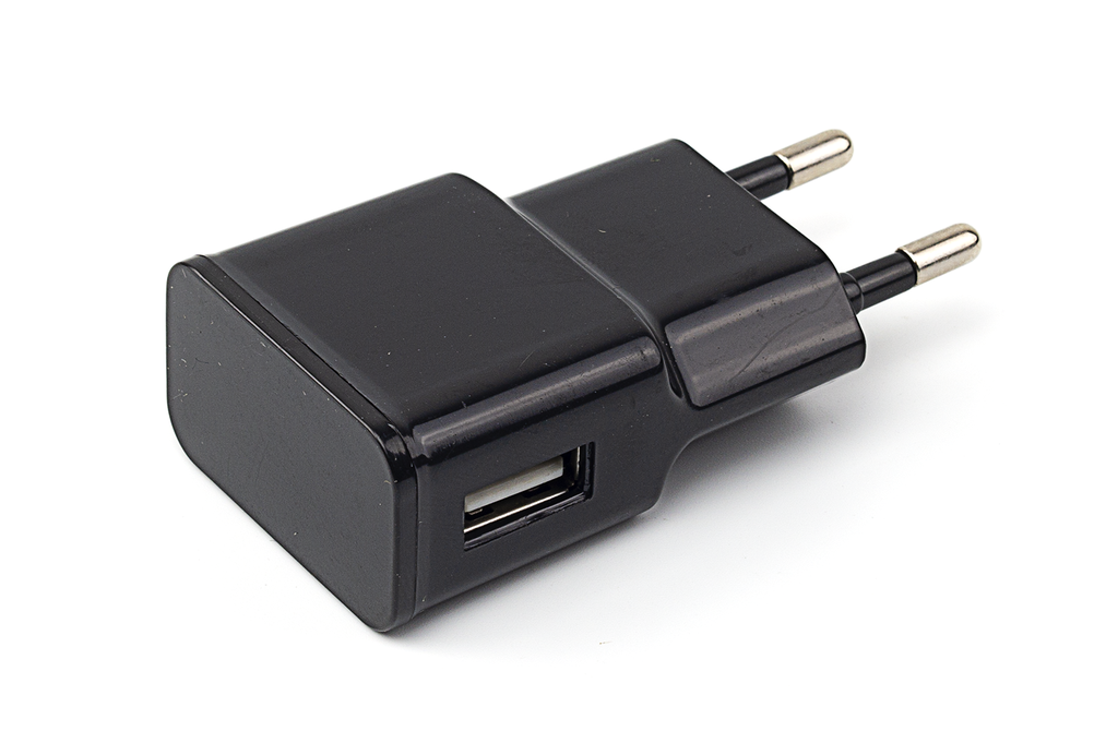 ADAPTADOR CORRIENTE USB 2 A. NEGRO SD