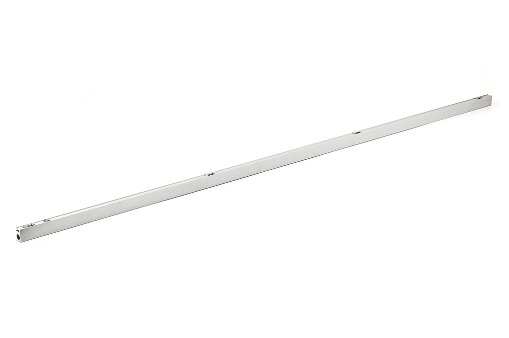 (KP) ENDEREZADOR ST741 950 MM. C/4 TORNILLOS PLATA MATE OM20063234 4 CKP046+CKP047